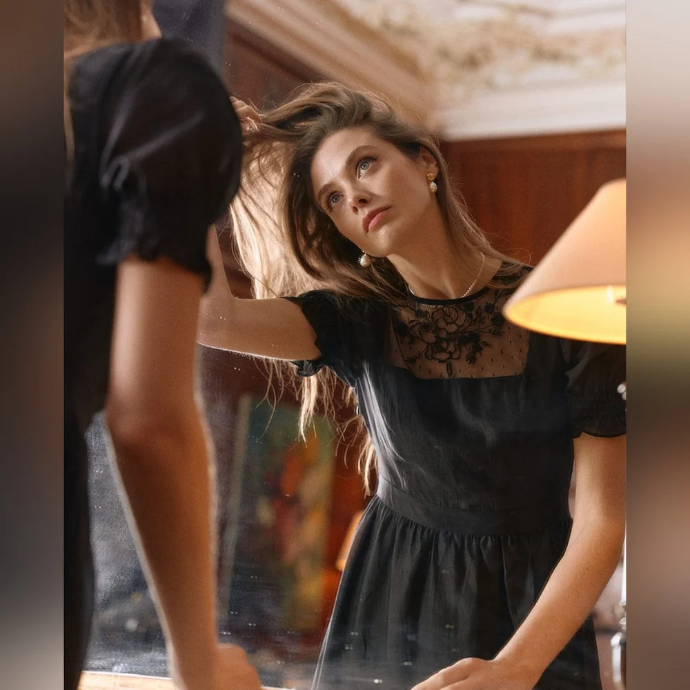 Simple retro Ariella Round Neck Mesh Embroidered Puff Sleeve Dress - Picture 5 of 10